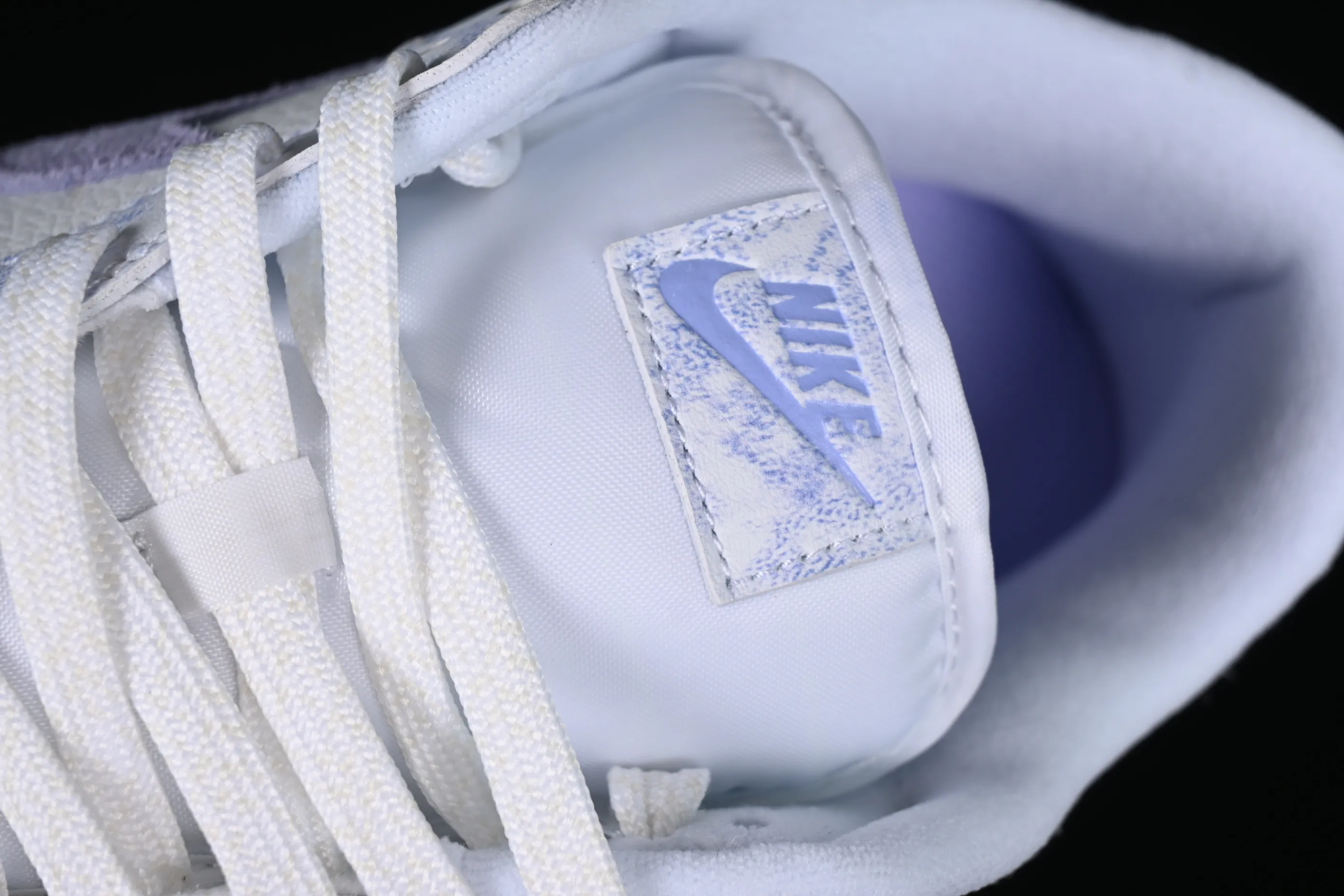 All categories Nk SB Dunk series Nk SB Dunk Low low-top sneakers Nk SB Dunk Low Prm white and light purple color SB smashed backboard fashion casual sneakers DM9467-500